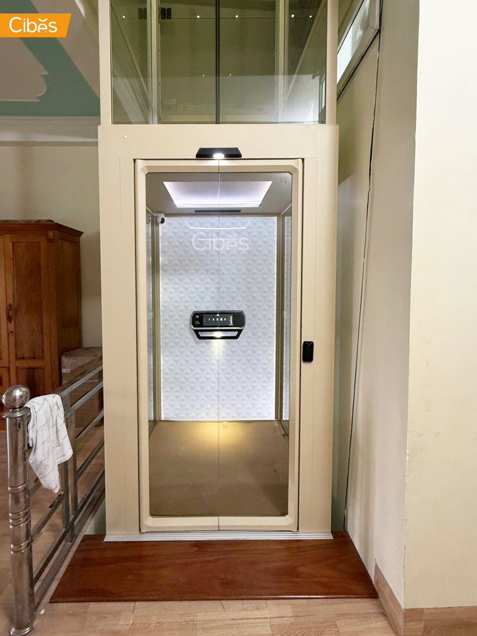 TP Hưng Yên - Thang máy V90 lắp đặt trong góc nhà4